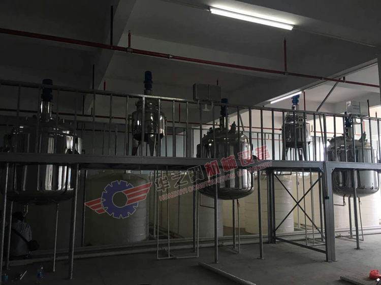 制藥廠用的不銹鋼反應釜